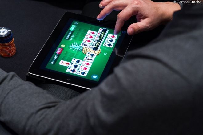 Top 10 online poker tips